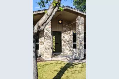 2504 Deerfoot Trail, Austin, TX 78704 - Photo 4