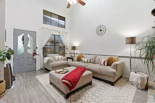 10819 Crown Colony Dr, Austin, TX 78747 - Photo 10