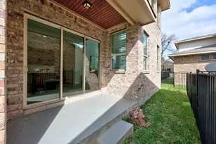 1004 Sue Ann Rose Dr, Austin, TX 78717 - Photo 34
