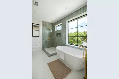 701-B Hi Circle North Drive #B, Horseshoe Bay, TX 78657 - Photo 16