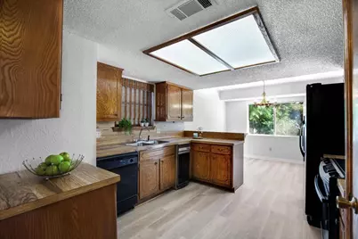 9427 Braeburn Glen, Austin, TX 78729 - Photo 12