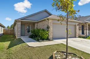 216 Dorchester Dr, Uhland, TX 78640 - Photo 2