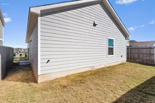 7704 Poppy Petal Dr Loop, Del Valle, TX 78617 - Photo 24