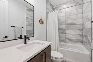 606A Clifford Dr, Austin, TX 78745 - Photo 28