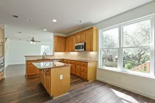12052 Tulare Dr, Austin, TX 78738 - Photo 6