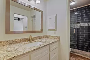 12052 Tulare Dr, Austin, TX 78738 - Photo 18