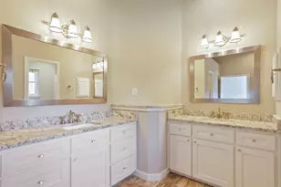12052 Tulare Dr, Austin, TX 78738 - Photo 16