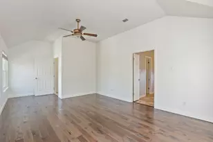 12052 Tulare Dr, Austin, TX 78738 - Photo 14