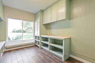12052 Tulare Dr, Austin, TX 78738 - Photo 8