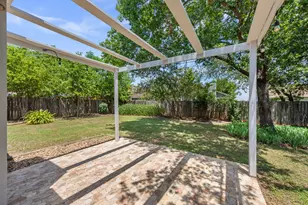 3906 Tattershall Ln, Austin, TX 78727 - Photo 24