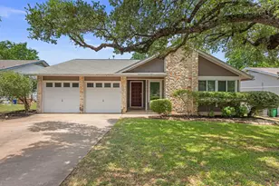3906 Tattershall Ln, Austin, TX 78727 - Photo 2