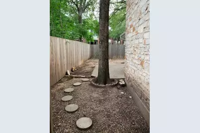 8103 Tuscarora Trail #B, Austin, TX 78729 - Photo 32