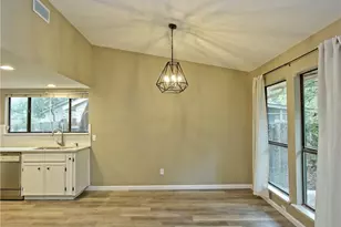 6206 Sun Vista Dr, Austin, TX 78749 - Photo 4