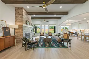 131 Hydrangea Dr, Smithville, TX 78957 - Photo 10
