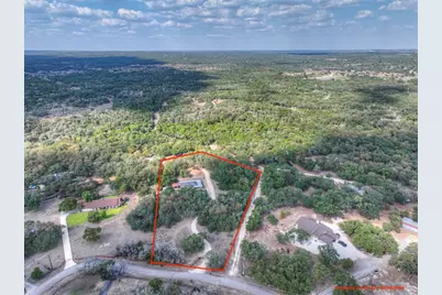 2011 Mustang Lane, San Marcos, TX 78666 - Photo 2