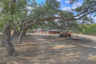 2011 Mustang Ln, San Marcos, TX 78666 - Photo 4