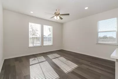 530 Ansley Court, Taylor, TX 76574 - Photo 4