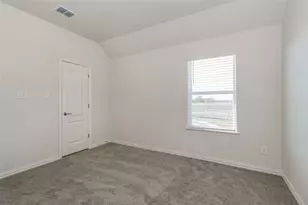 530 Ansley Ct, Taylor, TX 76574 - Photo 18