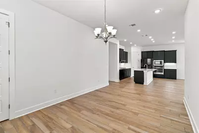 162 Adelton Boulevard, Bastrop, TX 78602 - Photo 4