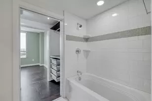 300 Bowie St, Austin, TX 78703 - Photo 24