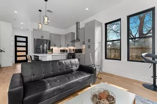 910 Tillery St, Austin, TX 78702 - Photo 26
