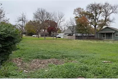 510 E 17th Street, Georgetown, TX 78626 - Photo 4