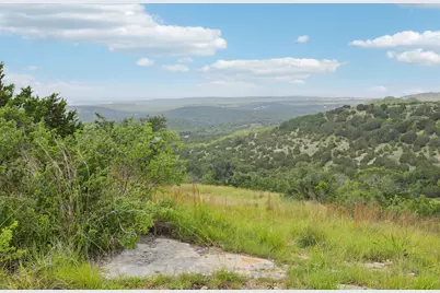 144 Cherokee Ridge, Bertram, TX 78605 - Photo 6