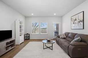 112 Bremen St, Georgetown, TX 78626 - Photo 12