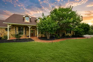 501 Goodnight Trail, Dripping Springs, TX 78620 - Photo 2