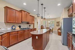 113 Independence Creek Ln, Georgetown, TX 78633 - Photo 12