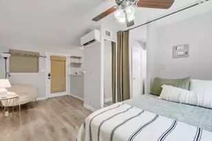 1111 W 10th St, Austin, TX 78703 - Photo 1