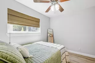 1111 W 10th St, Austin, TX 78703 - Photo 14