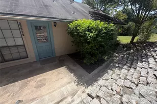 11101 Oak Branch Dr, Austin, TX 78737 - Photo 2