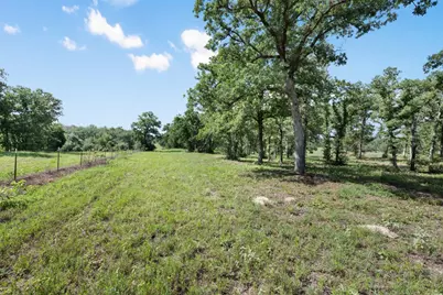716 Cumley Lane, Thorndale, TX 76577 - Photo 6