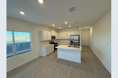 499 Avre Loop, Kyle, TX 78640 - Photo 16