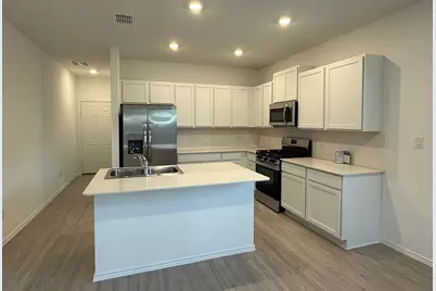 499 Avre Loop, Kyle, TX 78640 - Photo 12