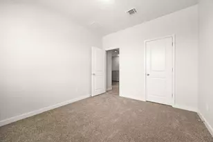605 W South St, Leander, TX 78641 - Photo 32