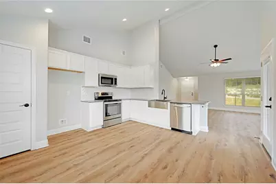 21502 Paine Avenue, Lago Vista, TX 78645 - Photo 10