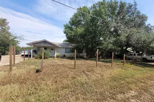 134 Whispering Pines Dr, Bastrop, TX 78602 - Photo 8