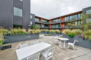 900 S 1st St, Austin, TX 78704 - Photo 24