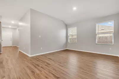 301 Blue Springs Pass, Kyle, TX 78640 - Photo 10