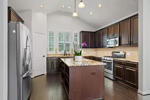 304 Peggy Dr, Liberty Hill, TX 78642 - Photo 6