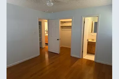 7504 Northcrest Boulevard, Austin, TX 78752 - Photo 22