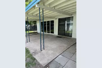 7504 Northcrest Boulevard, Austin, TX 78752 - Photo 24