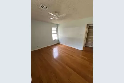 7504 Northcrest Boulevard, Austin, TX 78752 - Photo 18