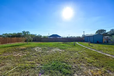 243 Hershal Lane, Cedar Creek, TX 78612 - Photo 38