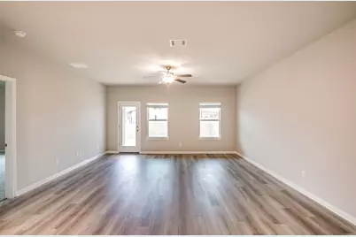 1532 Homestead Farms Drive, Round Rock, TX 78665 - Photo 4