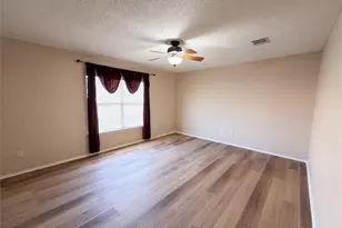 2727 High Point Dr, Round Rock, TX 78664 - Photo 4