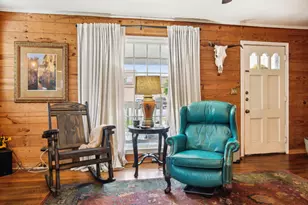 801 Bishop St, Smithville, TX 78957 - Photo 12