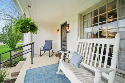 801 Bishop Street, Smithville, TX 78957 - Photo 10